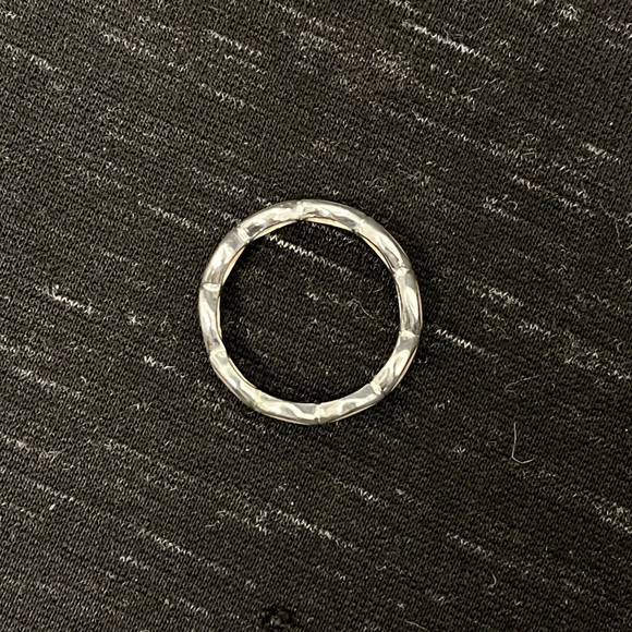 All-Around Tiny Ovals Ring in Sterling Silver and Mother of Pearl - Picture 10 of 13